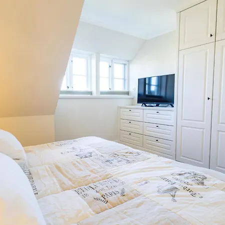 Doppelhaushaelfte House Tatil Evi