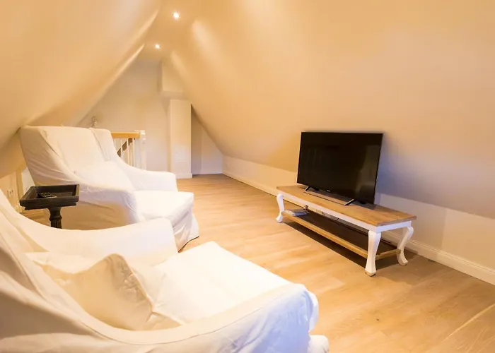 Doppelhaushaelfte House * Böhl